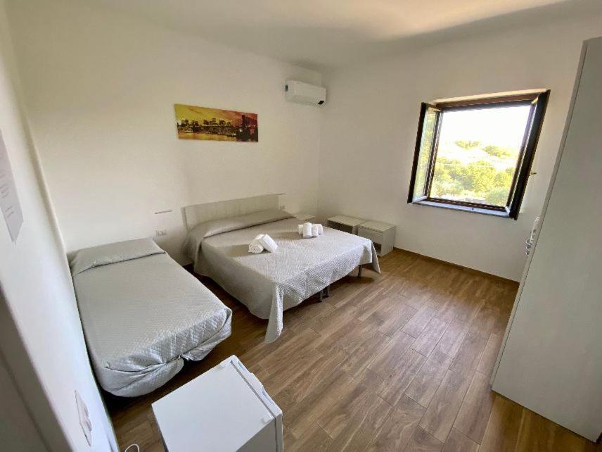 La Conchiglia Bed And Breakfast ซานนิโกลาอาร์เชลลา ภายนอก รูปภาพ